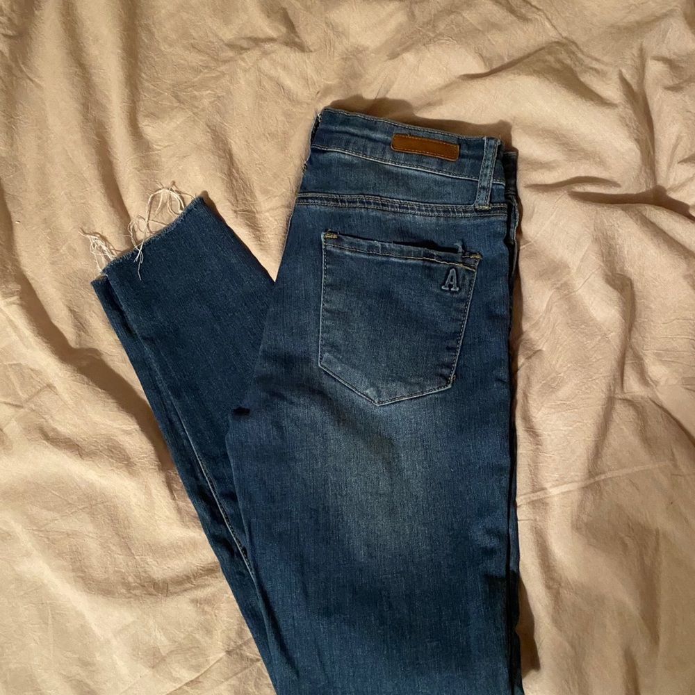 Jeans - Picture 3 of 3